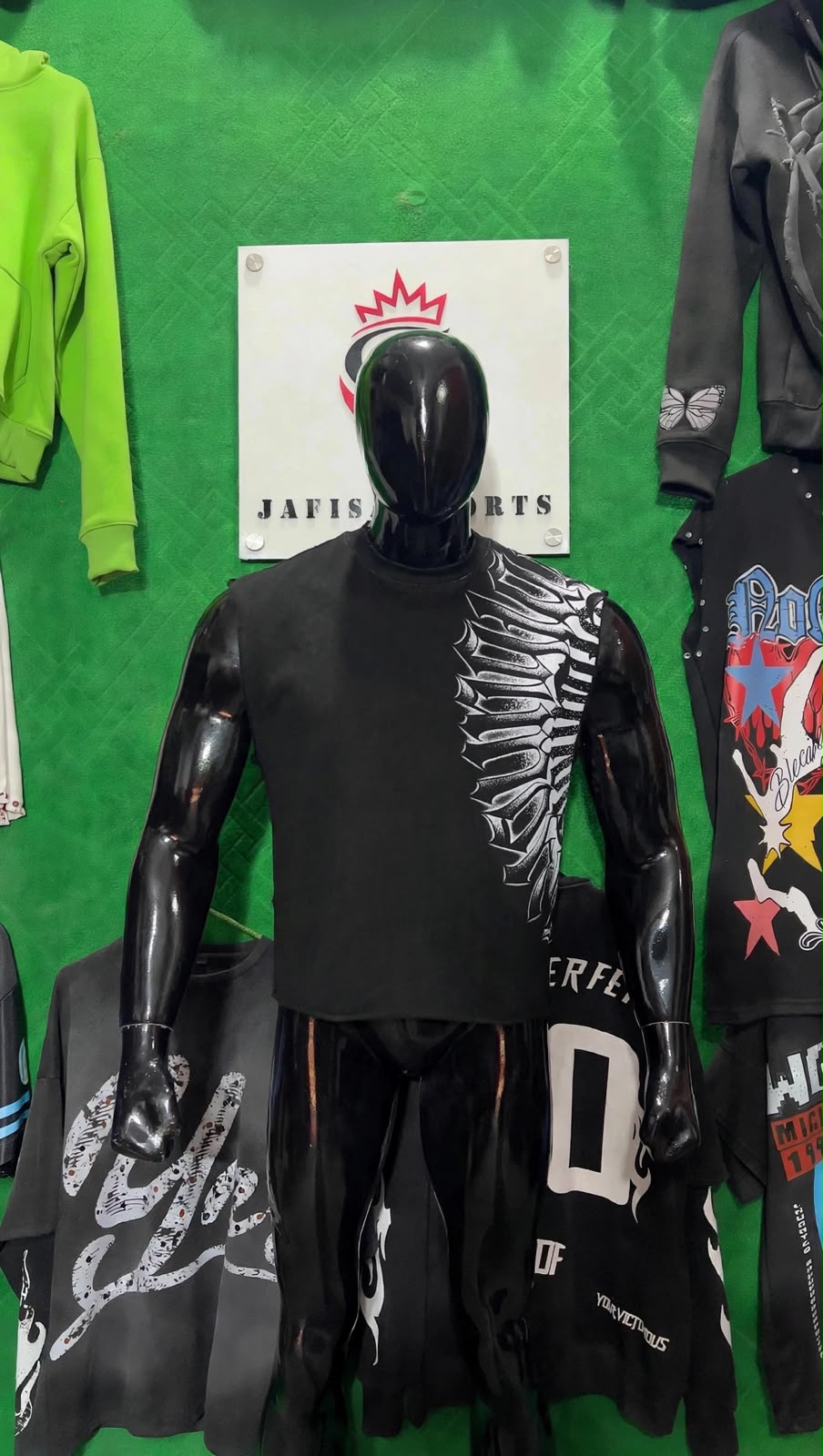 Contemporary evening wear product